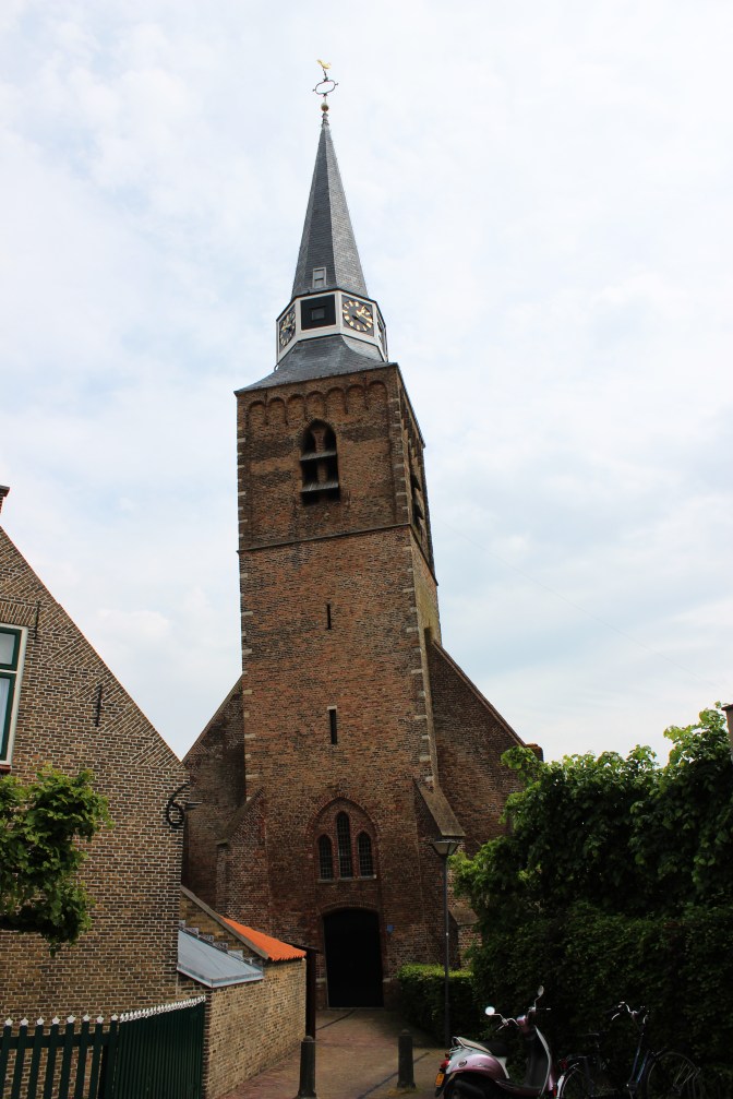 Zuidland, church: de Bartholomeüskerk